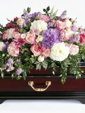 White Wonder casket cover