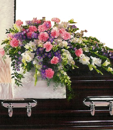 White Wonder casket cover